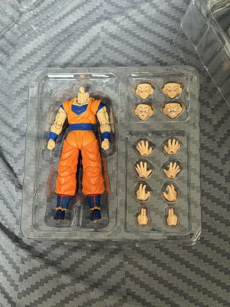 [USED] Overseas Exclusive S.H.Figuarts Same Size Super Saiyan 3 Son Goku with Bonus