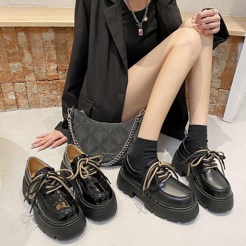 Lace-up black small leather shoes women's autumn 2025 new versatile thick-soled heightening British style thick-heeled retro single shoes