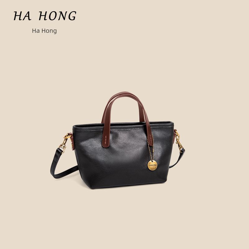 

Spring Summer New Vegetable Tanned Full-grain Leather Shoulder Messenger Bag Small Square Bag Women s Popular 2025 New Black