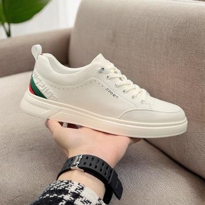 Chaussures de Skate Décontractées pour Hommes en Cuir de Vachette Véritable - Polyvalentes, Légères, en Cuir Blanc Respirant pour la Tendance Automnale.