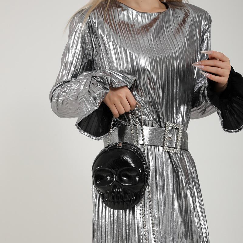 Halloween skull bag women's 2025 new European and American personality trend shoulder bag funny niche chain small round bag