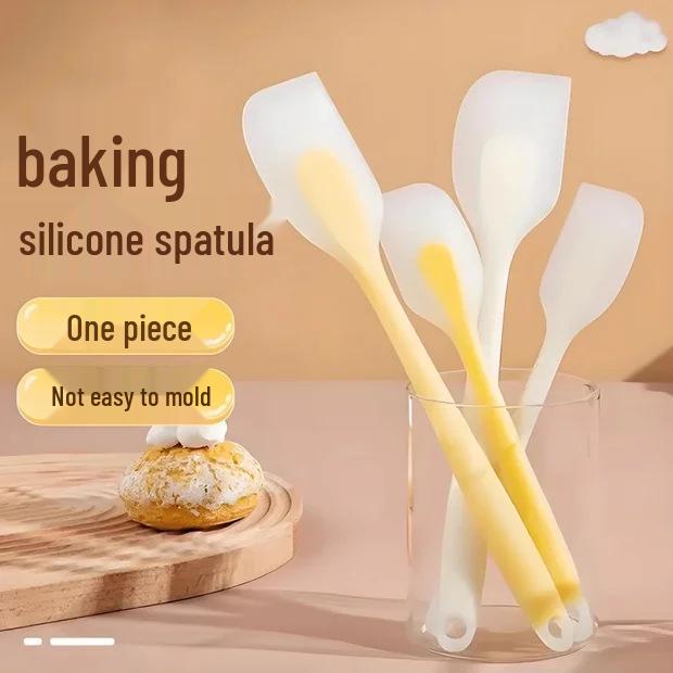 Silicone Spatula 0.01: Heat-Resistant One-Piece Baking Scraper for Cake Cream