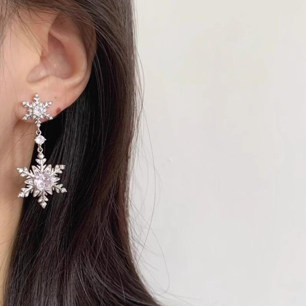 Perfect Gift Pair of Snowflake Tassels Earrings with Zircon Accents for Birthdays Holidays Special Event Women Elegant Jewelry