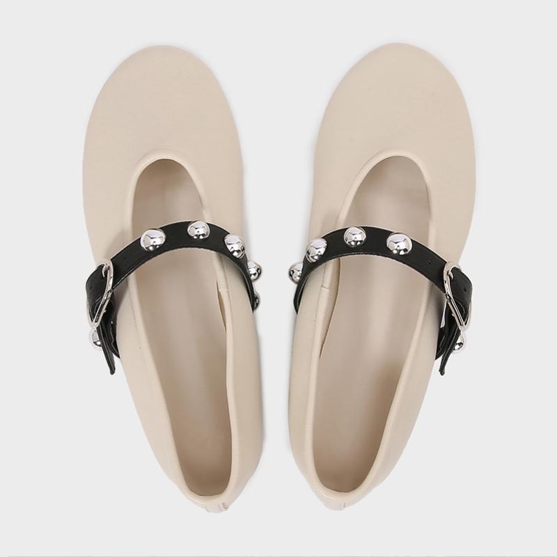 Fashion Ballet Flats for Ladies 2025 Spring Rivet Design Buckle Strap Soft Leather Women Footwear Light Comfortable Leisure Female Shoes