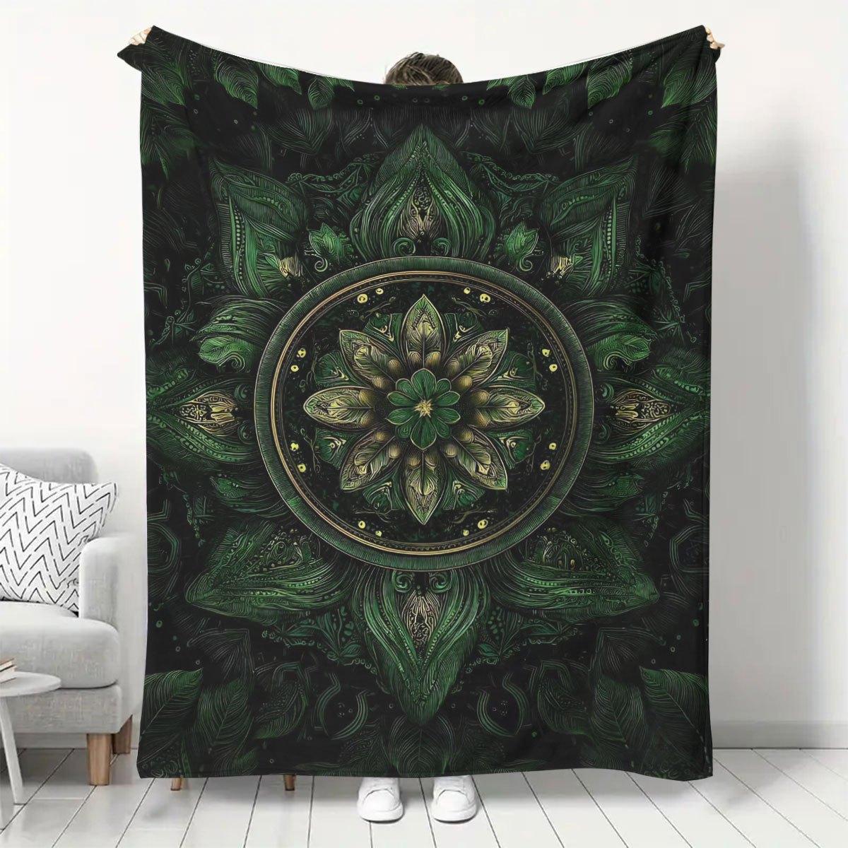 

Floral Plush Blanket, Soft and Comfortable Polyester Nap Blanket for Sofa, Bed, Travel, Birthday and Anniversary 100x150cm