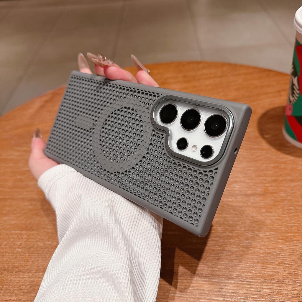 Summer Mesh Heat Dissipation Phone Cases Are Suitable for IPhone16 Magnetic Shell 15promax Protective Case Apple 14p