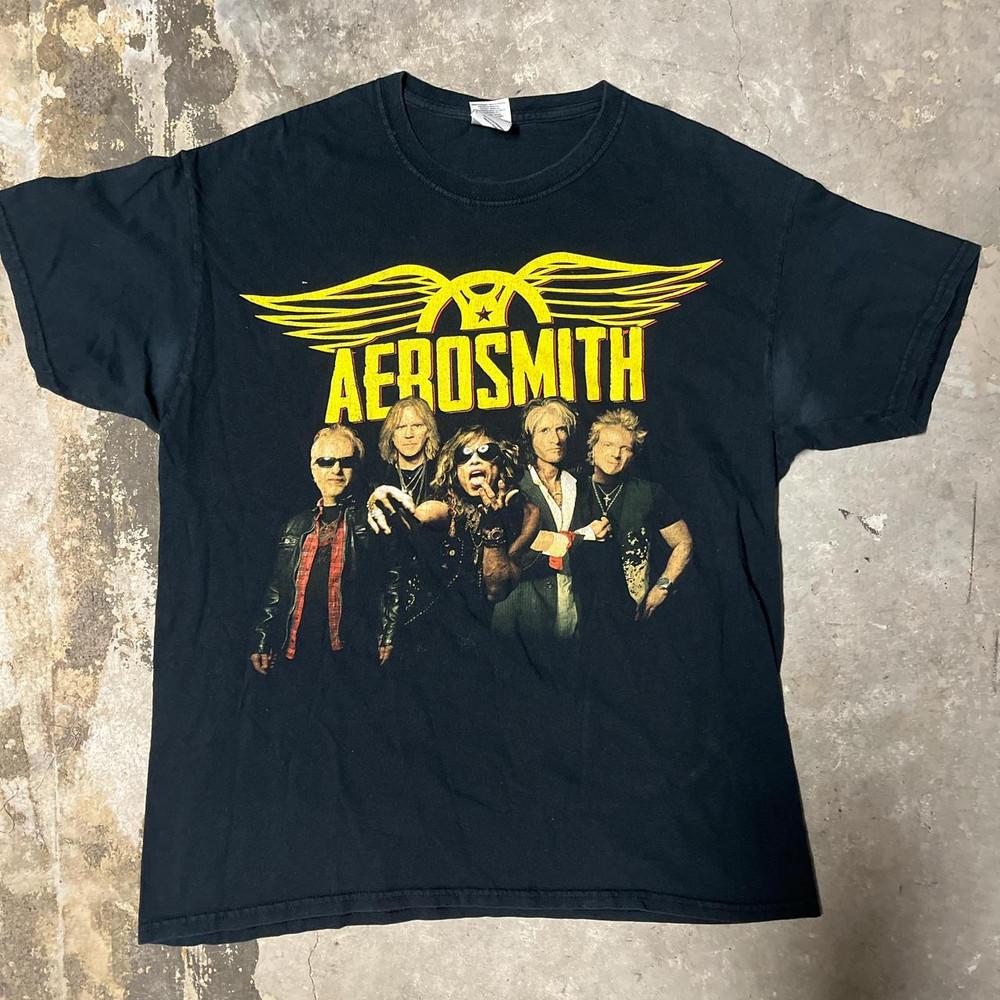 

Black Aerosmith The global warming tour graphic tee Unisex T-Shirt XL