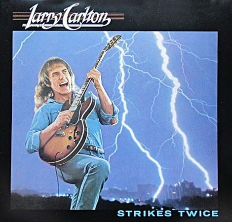 

LP Record LARRY CARLTON Strikes Twice P10649W WARNER BROS 1980 Japan Jazz Used