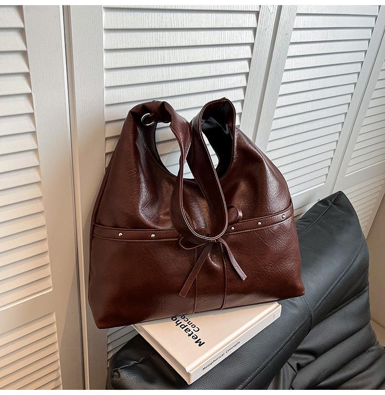 Autumn 2025 Women's High-End Soft Leather Tote Bag - Fashionable Single Shoulder Underarm Commuter Bag