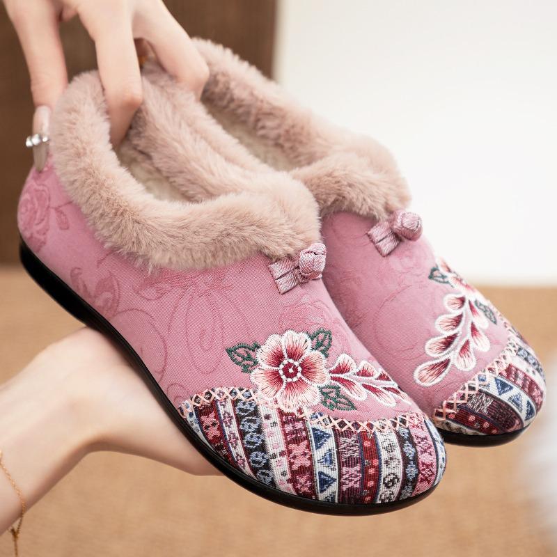 Cotton Shoes Women's Snow Boots Plus Size Embroidered Boots Fashion Women's Boots Fleece Thickened Cotton Boots