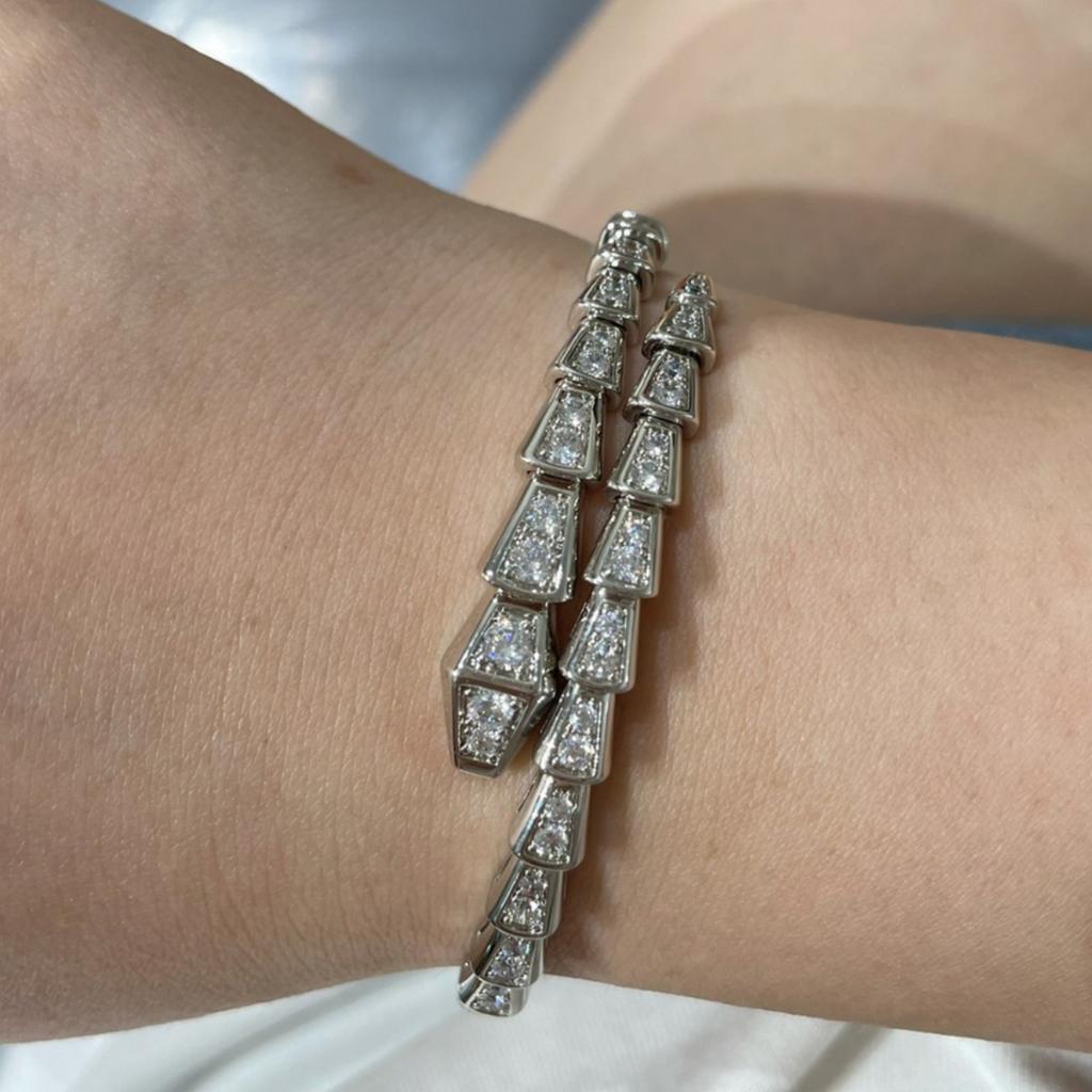 CNC Crafted spring snake bone bracelet with full diamond inlay, plated18K Rose gold elastic light-luxury high-end snake-shaped bracelet