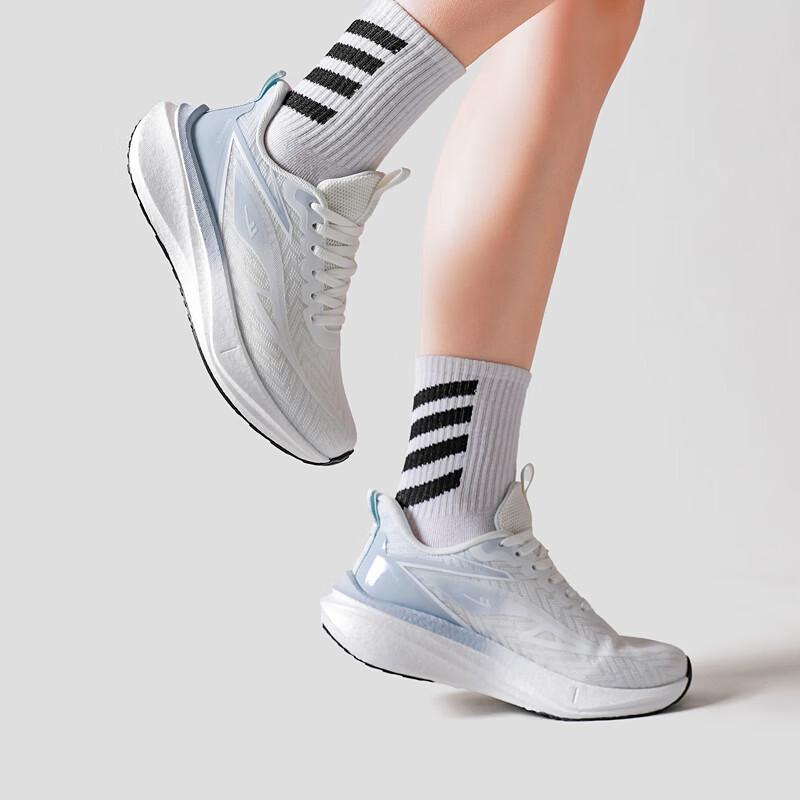 Warrior WXY-5312 Breathable Casual Running Shoes