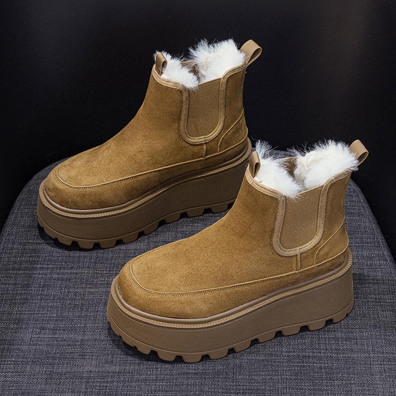 Winter new small thick-soled inner height-increasing short boots cold-proof and hairy casual warm women s boots snow boots women s 40 хаки 5580₽