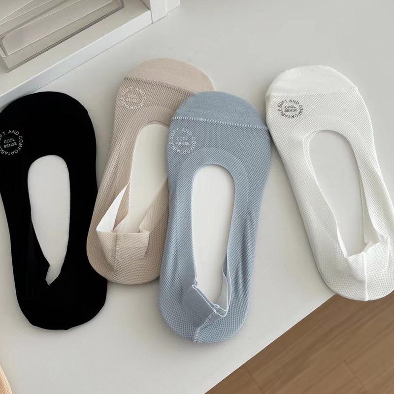 Dámské prodyšné ponožky do lodiček z ledového hedvábí s nízkým střihem - Letní neviditelné, savé ležérní síťované ponožky v jednobarevném provedení