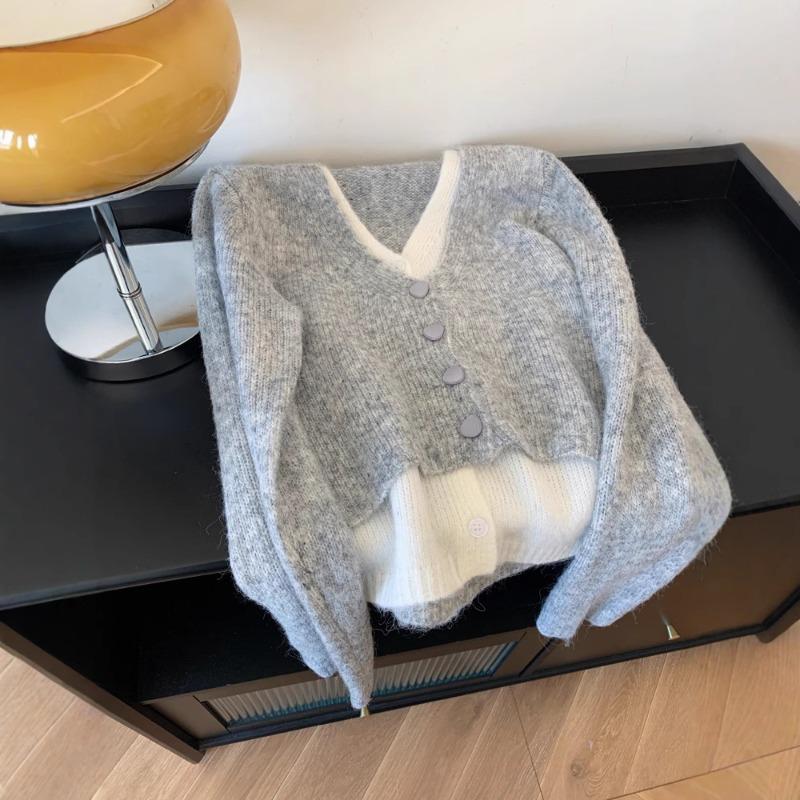 Fake Two Gray V-neck Temperament Knitted Cardigan Sweater Jacket for Women, Small People, Lazy Style, Autumn Wear