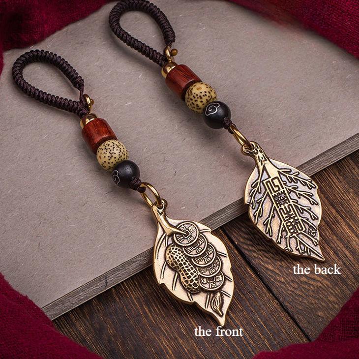 1pc Hand-braided Rope Pure Brass Metal Auspicious Goldfish Retro Pendant Car Keychain Hollow Design Pendant Creative Gift For Men