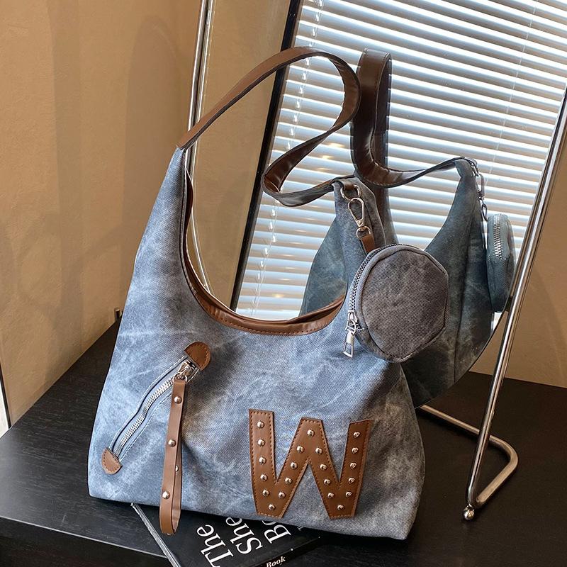 

Темпераментная ретро сумка большой вместимости женская 2025 новая повседневная иностранная универсальная сумка через плечо многоцелевой рюкзак синий