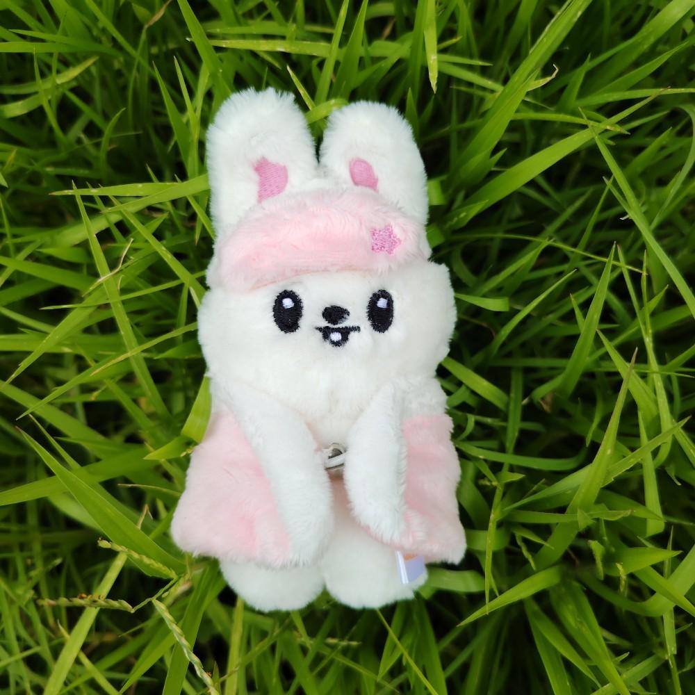New 10cm Straykids FELIX HYUNJIN LEEKnow Pendant Pajama Tent Plush Keychain Hairy Lee Yong Bok