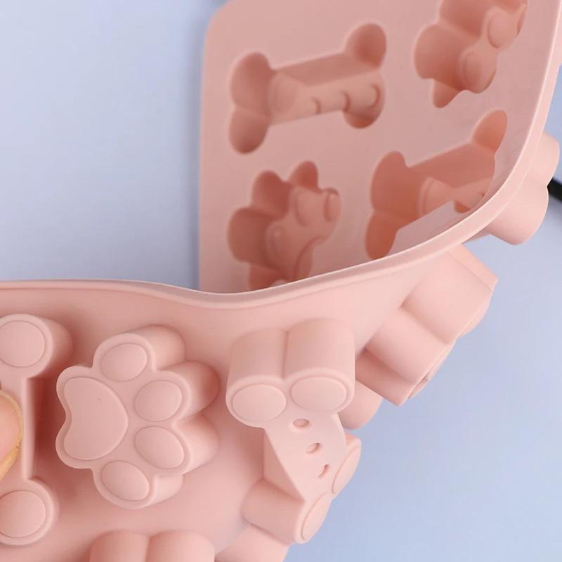 1Pcs Silicone Dog Bone Paw Mold Pink Blue For Dog Biscuits Treats Ice Cubes Chocolate Cake Candy