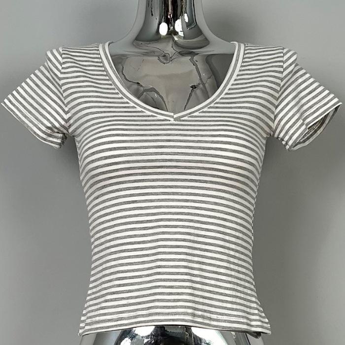 

Новый чистый, милый, пикантный и сексуальный полосатый короткий топ, который подчеркивает большую грудь, облегающая футболка с короткими рукавами и низким U-образным вырезом для женщин на лето S серый
