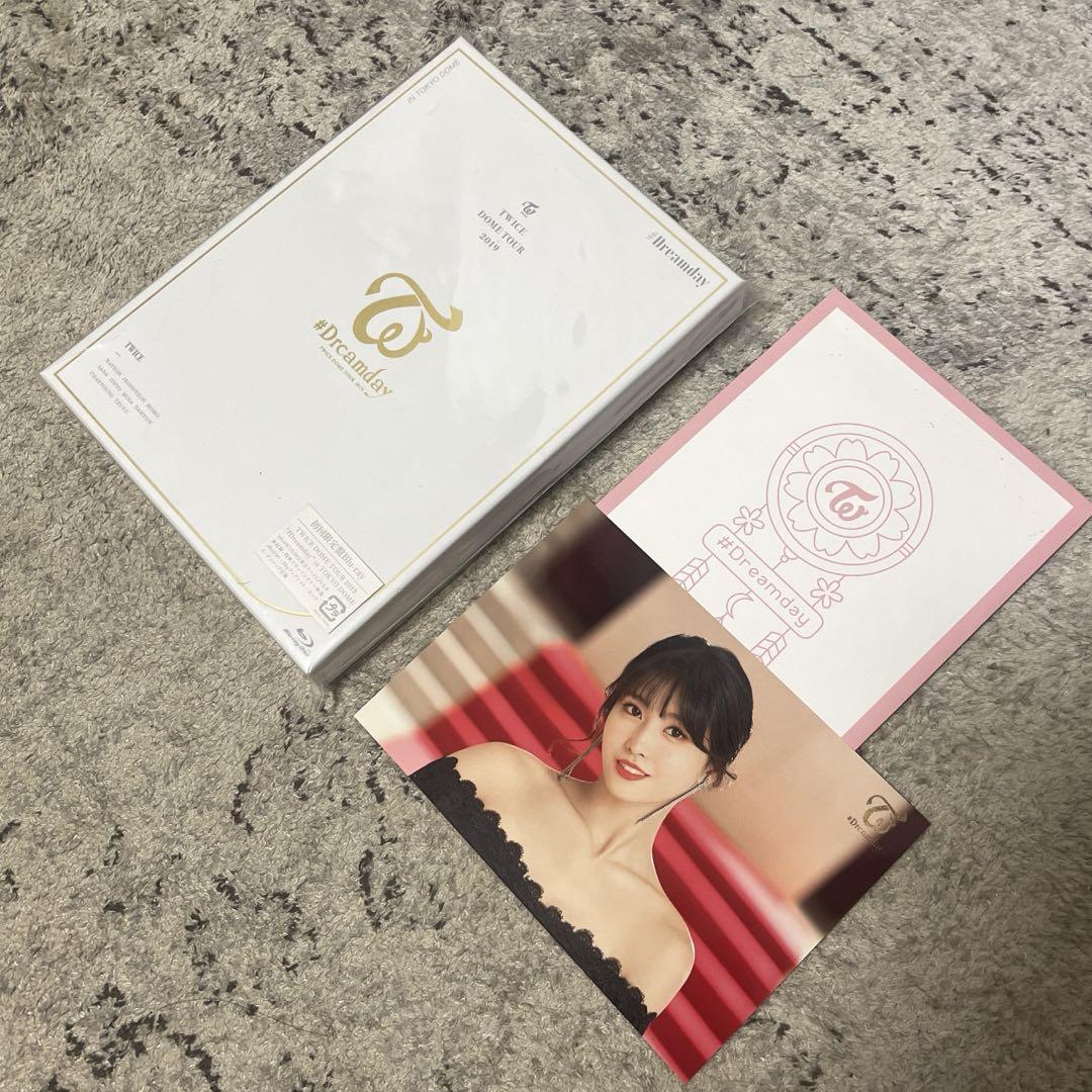 

[USED] TWICE Dreamday CD photo book set with trading card
