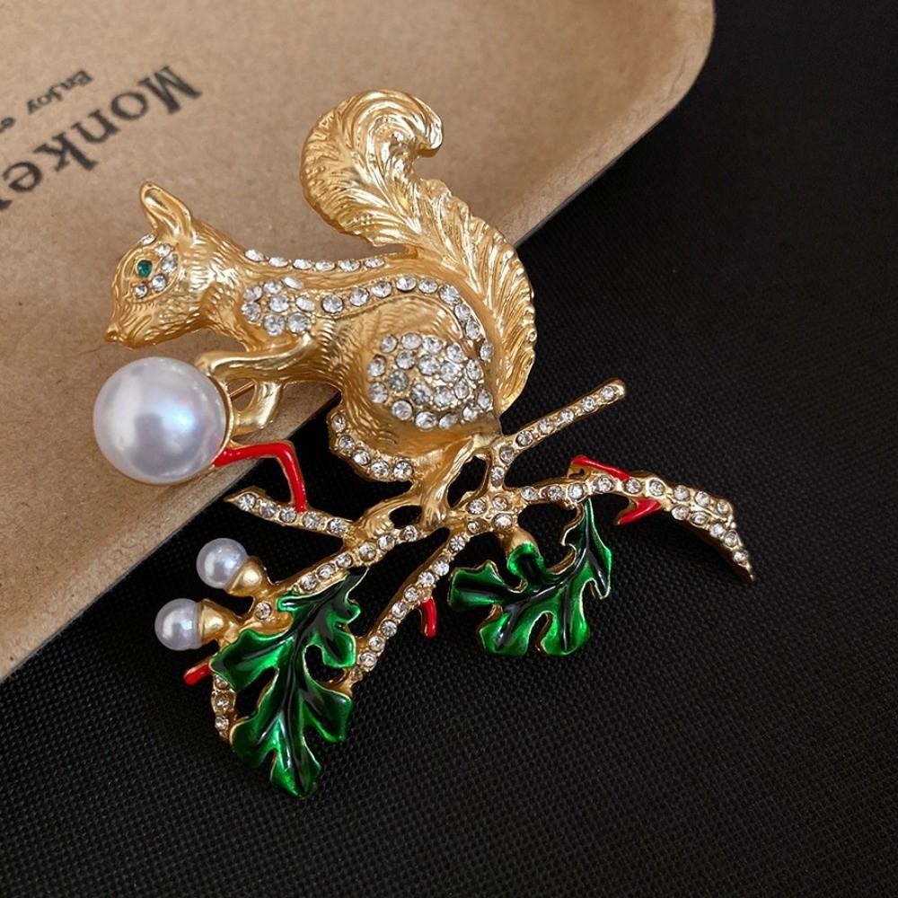 Cartoon Animal Vintage Squirrel Pin Gold Squirrel Animal Lapel Pins  New Year Gifts