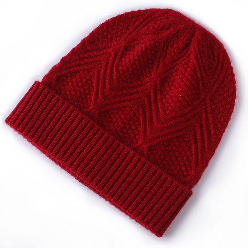 Women 100% Cashmere Knit Beanie Hat Exquisite Argyle Pattern Winter Warm Stretchable Headwear Thermal Cap Cold Weather Accessory
