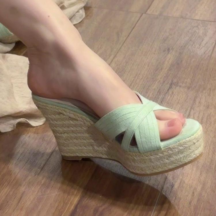 Thick-soled Slope Heel Cool Slippers for Women To Wear 2025 Summer New High-heeled Hemp Rope Fashion Heightening Muffin Shoes Cool Slippers for Women