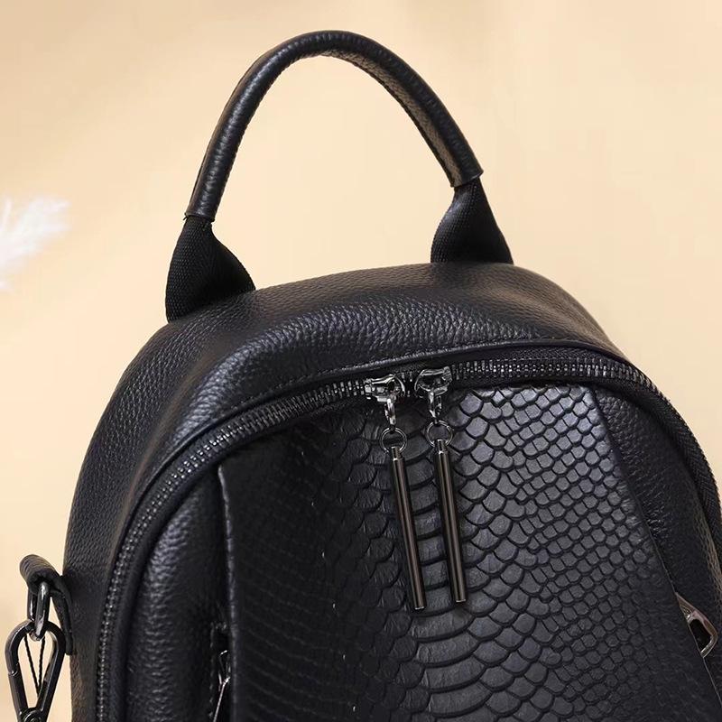 Leather Backpack Female Fashion Mommy Leisure Backpack Head Layer Leather Soft Leather Travel Bag