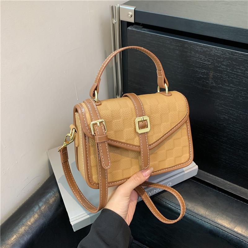 Senior sense of retro small bag female  new popular pop tide plaid crossbody bag fashion trend small square bag