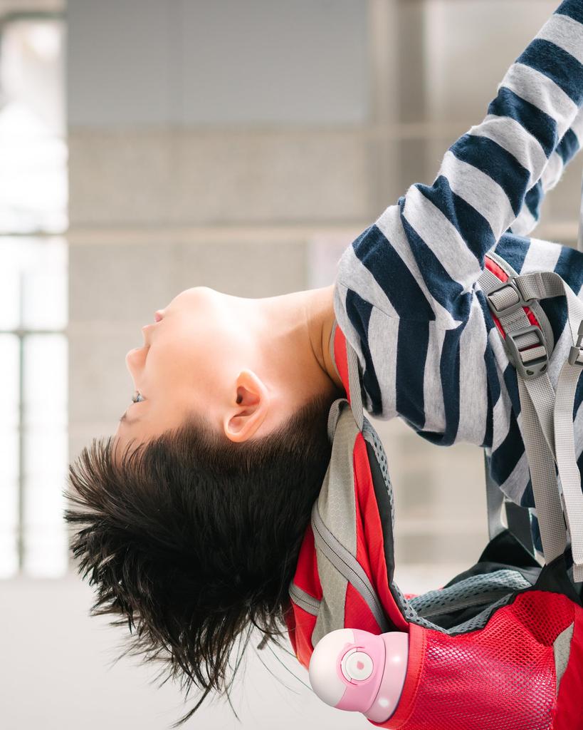 SANTECO MARA Thermos Water Bottle, 450ml, for Kids, with Straw, Direct Drinking, 2-Way Design, Compatible with Sports Drinks and Carbonated Drinks,