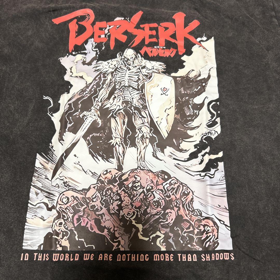 

[USED] Berserk Skull Knight T-shirt, Vintage Skeleton Design, Black