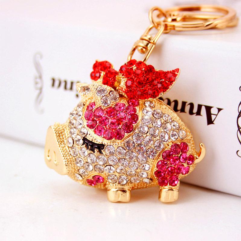 Diamond-Studded Zodiac Flying Pig Keychain - Cute Animal Car Accessory and Gift