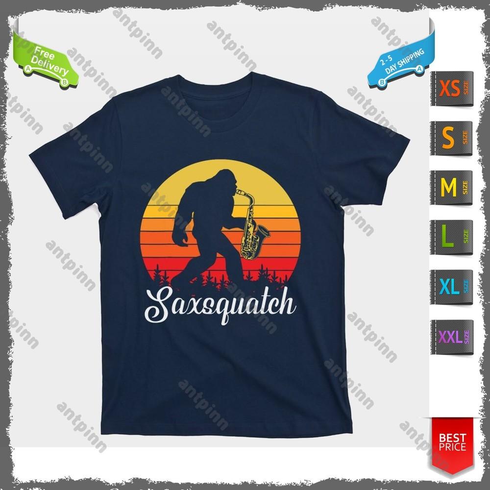Funny Sasquatch Bigfoot Rock On Selfie With Ufo Alien T-Shirt Usinex Unisex T-Shirt M