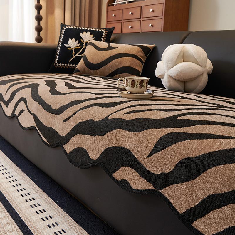 New Sofa Cushion Light Luxury High Sense Simple Modern Non-Slip Seat Cushion Four Seasons Universal Chenille Cover Towel