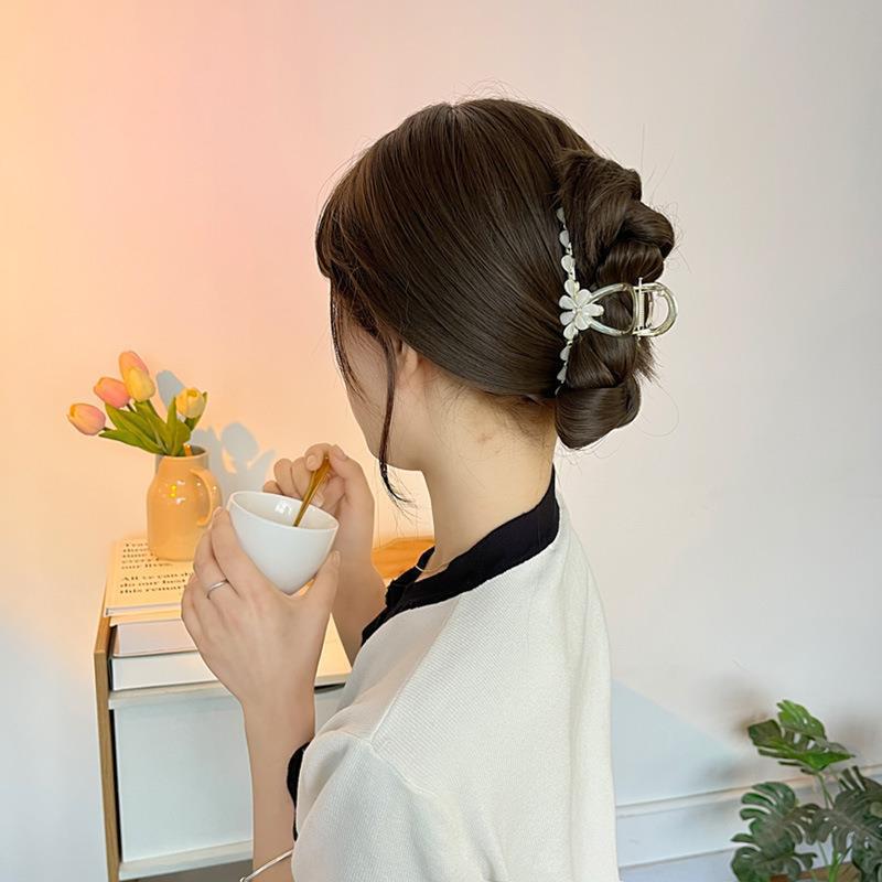 Snowflake Stone Flower Grab Clip Hair Grab Shark Clip Hairpin Hair Accessories Temperament Hairpin Hair Disc On the Back of the Head
