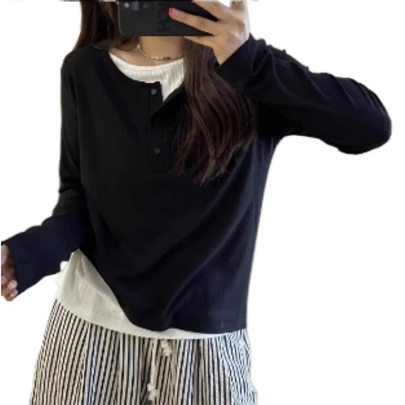 Small-breasted fake two-piece T-shirt women's long-sleeved early autumn design sense niche contrasting color loose top with bottoming shirt