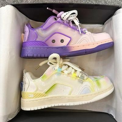Obuwie damskie – Sneakersy
