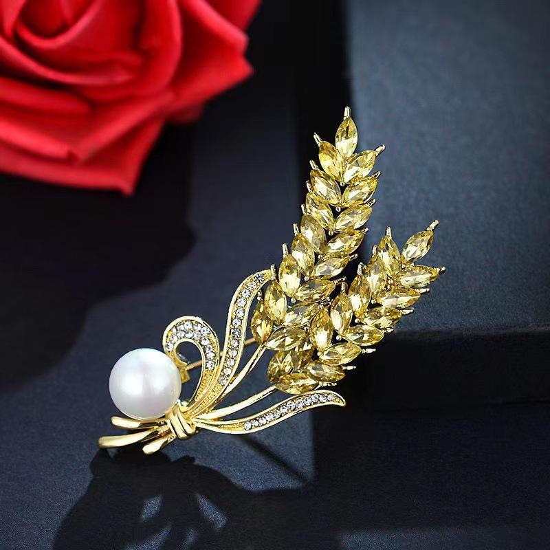 Matte Gold Pearl Wheat Ear Corsage Brooch for Women - High-End Versatile Pin with Anti-Exposure Design