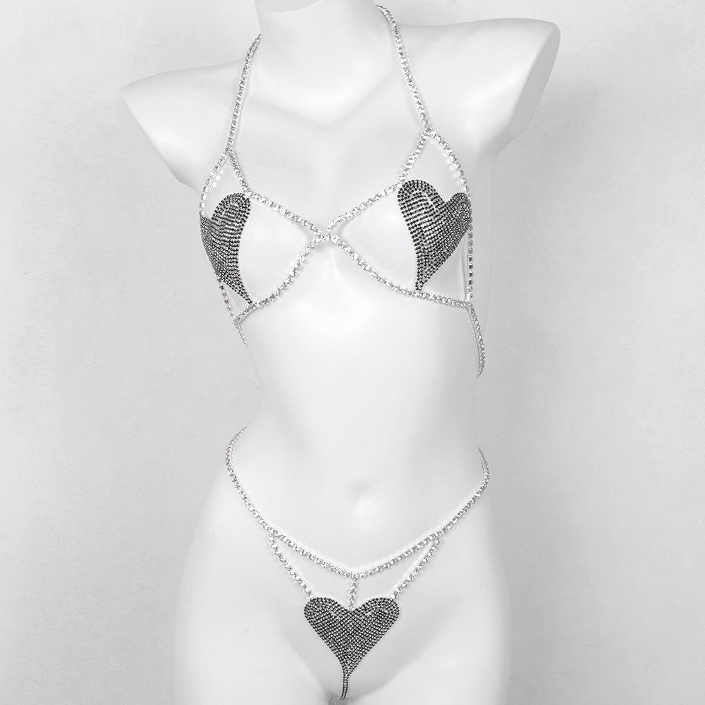 

Elegant Women s Rhinestone Heart Bikini Body Chain for Nightclubs Panties - Gold