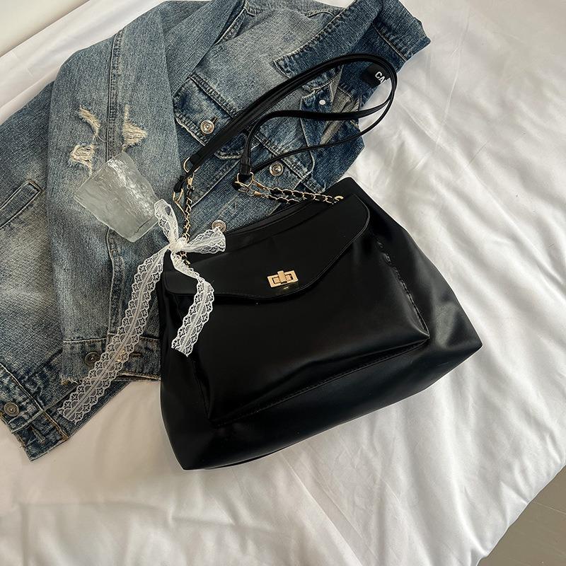 Versatile Large Capacity Bag for Women, 2026 New Trendy Korean Versi Tote Bag, Fashiable Solid Color Chain Crossbody Bags