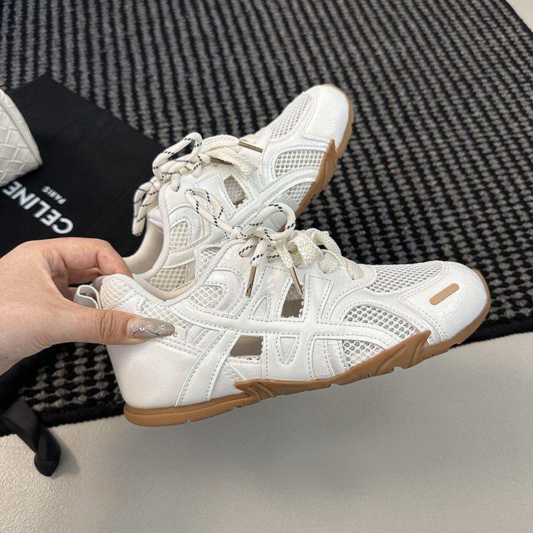 

Mesh German training shoes women s breathable 2025 summer new hollow sandals versatile Forrest Gump shoes comfortable sports and leisure shoes 40