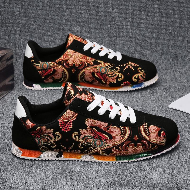 Hot Sale Suede Casual Shoes Men Chinese Style Sports Shoes Fashion Printed Men's Sneakers Lightweight Mens Walking Jogging Shoes