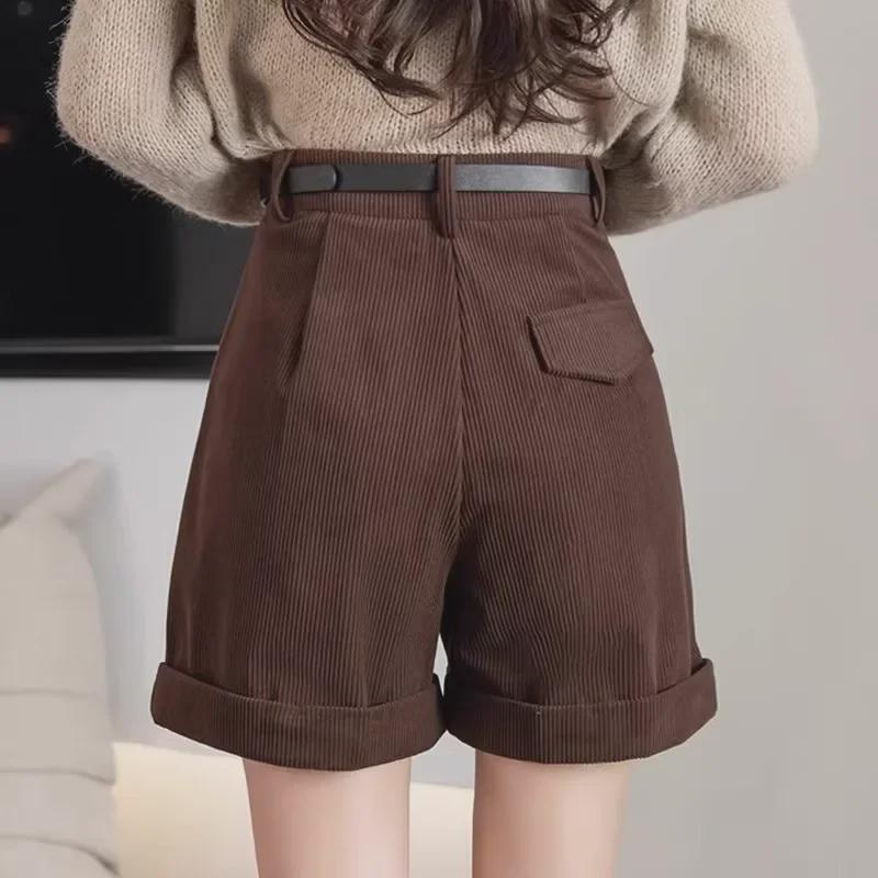 Dámské manšestrové kraťasy s vysokým pasem a áčkovým střihem – módní korejský styl na podzim/zimu