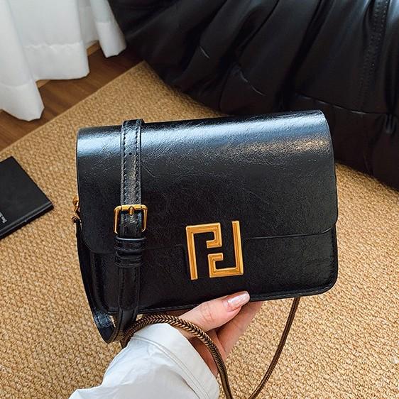 2024 Trendy Women's High-End Retro Crossbody Square Bag