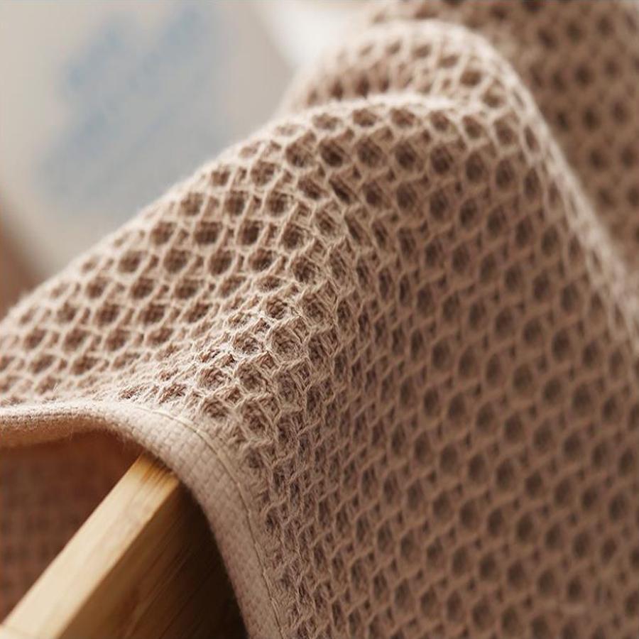 Set of 4 100% pure cotton waffle weave towels, size 74x34 cm, soft, absorbent, and quick-drying, suitable for the bathroom.