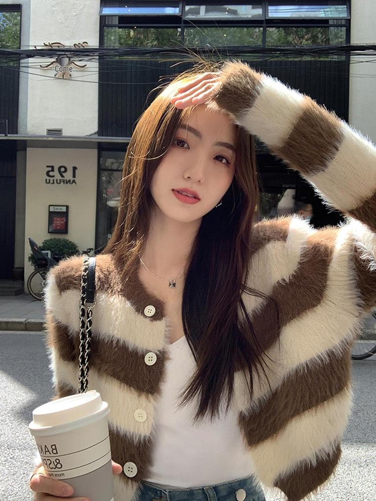 2025 Damen Kuscheliger Herbst Streifenstrick-Cardigan - Petite, Langarm, Rundhals-Stil