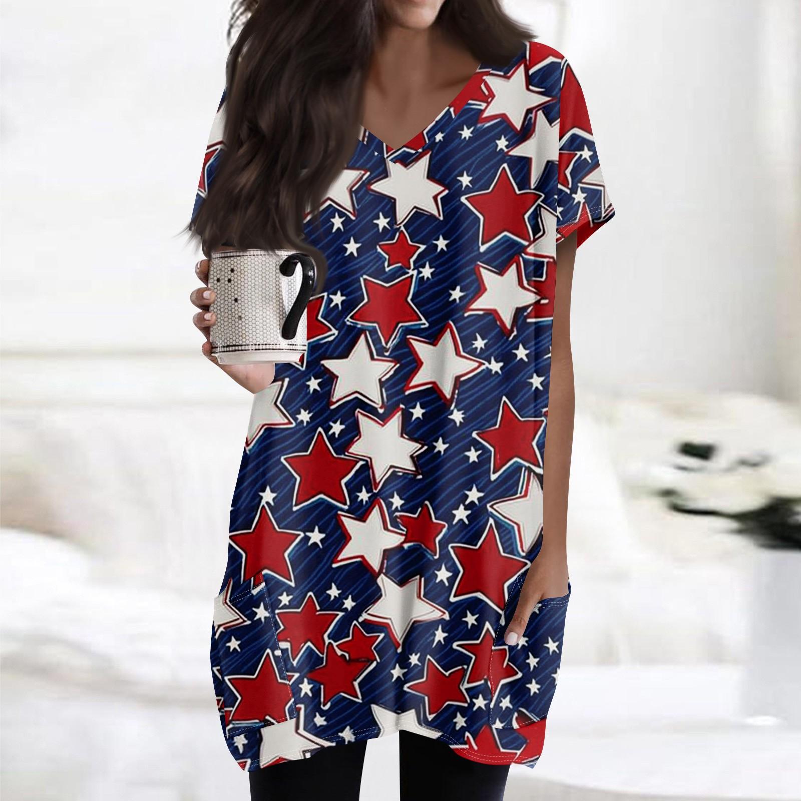 

Женские топы с V-образным вырезом, блузки с коротким рукавом, повседневные рубашки средней длины, модные туники с принтом «День независимости» и карманами L синий