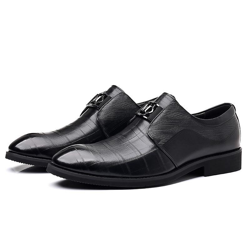 Leather shoes men's business leather 2025 new British men's embossed casual foot cover single shoes versatile groom formal men