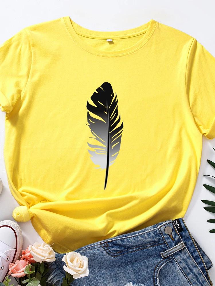 Black Feather Print T Shirt Women Short Sleeve O Neck Loose Tshirt Summer Women Tee Shirt Tops Camisetas Mujer
